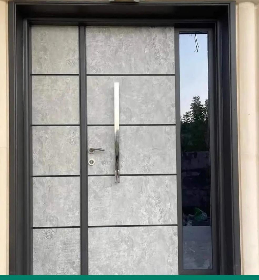 Aluminium composite panel door