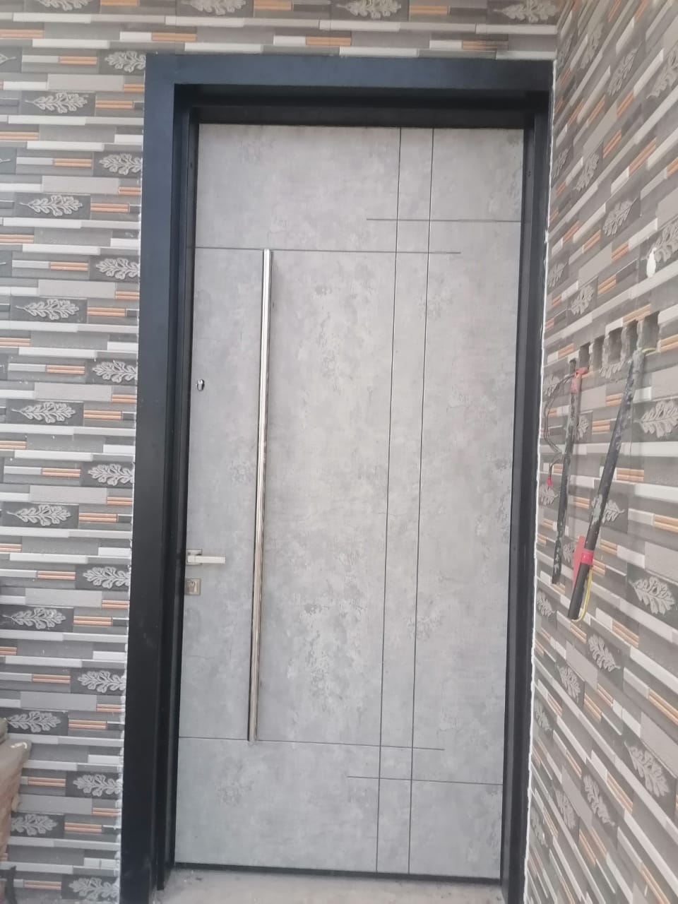 Aluminium composite panel door