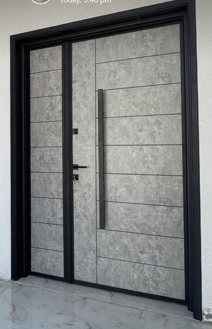 Aluminium composite panel door