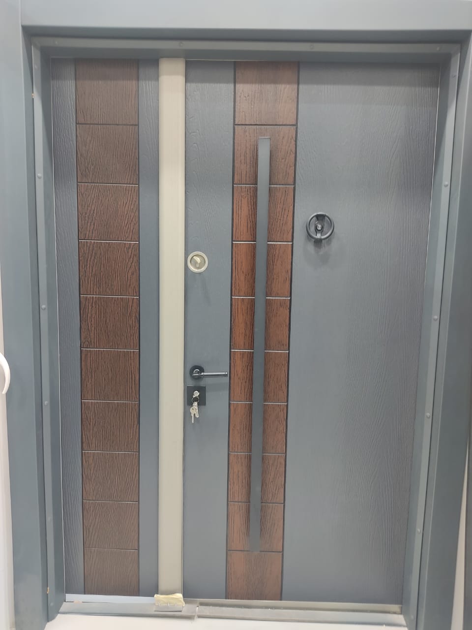 Aluminium composite panel door