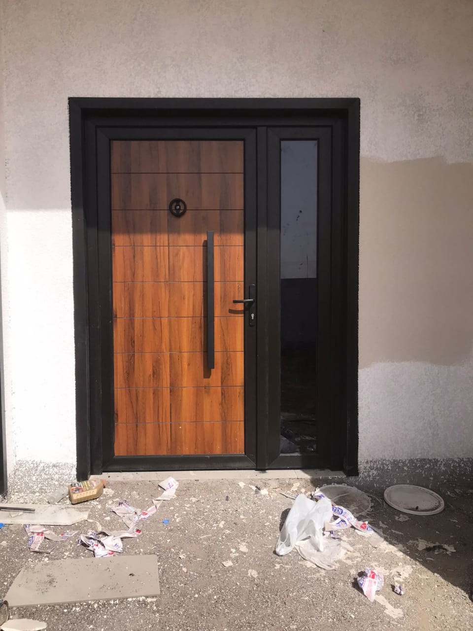 Aluminium composite panel door