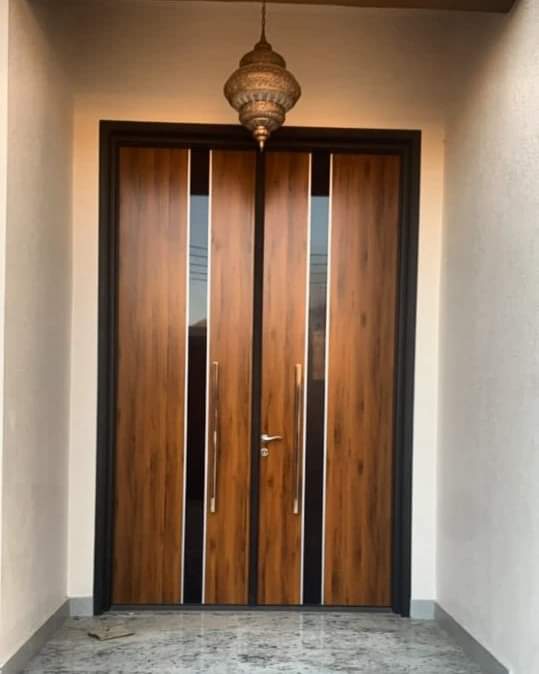 Aluminium composite panel door