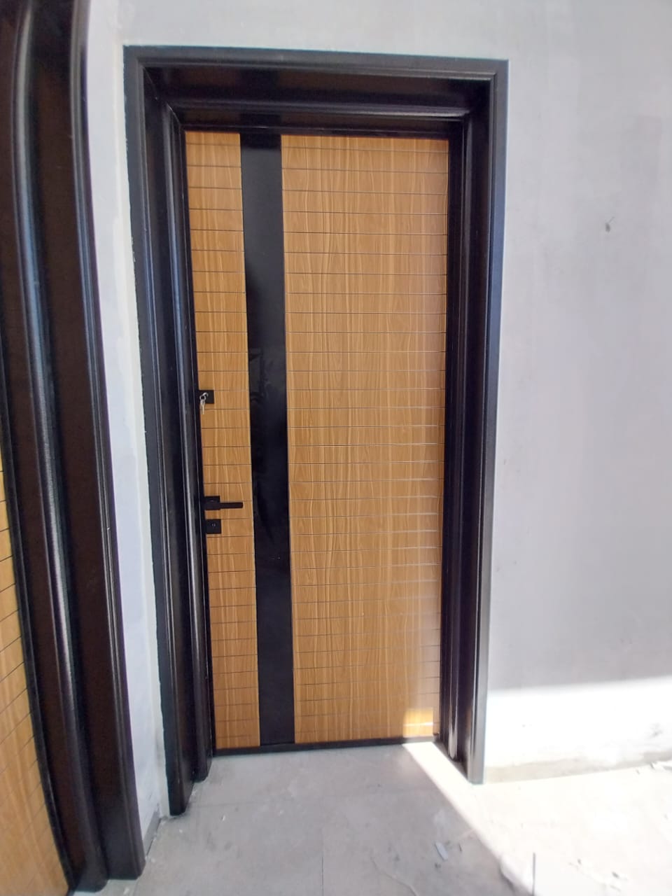 Aluminium composite panel door