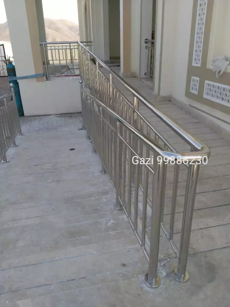 Standard steel railing